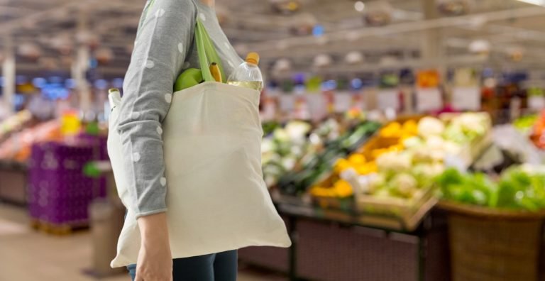 Consumerism,,Eating,And,Eco,Friendly,Concept,-,Woman,With,White