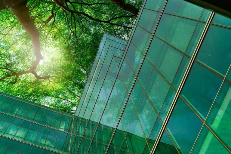 Eco-friendly,Building,In,The,Modern,City