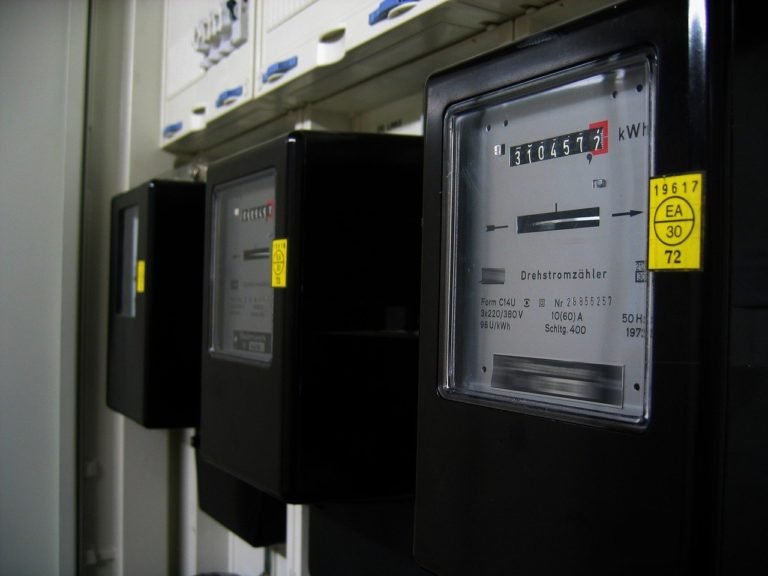 electricity-meter-g122ffa642_1280