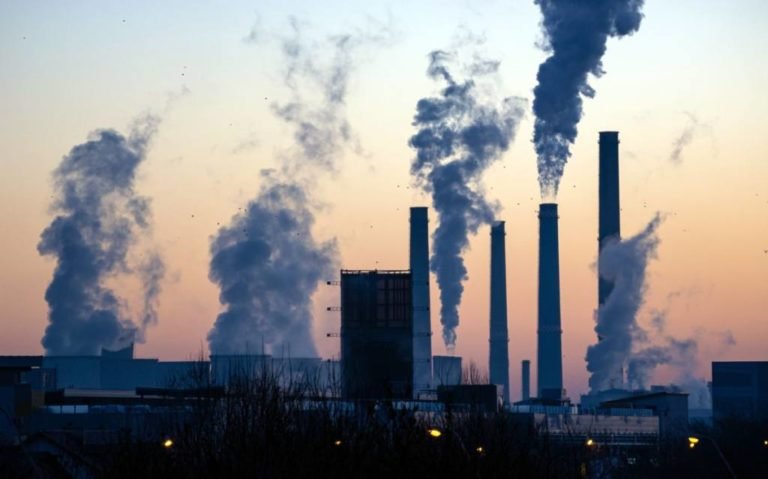 España anuncia su salida del Tratado de la Carta de la Energía