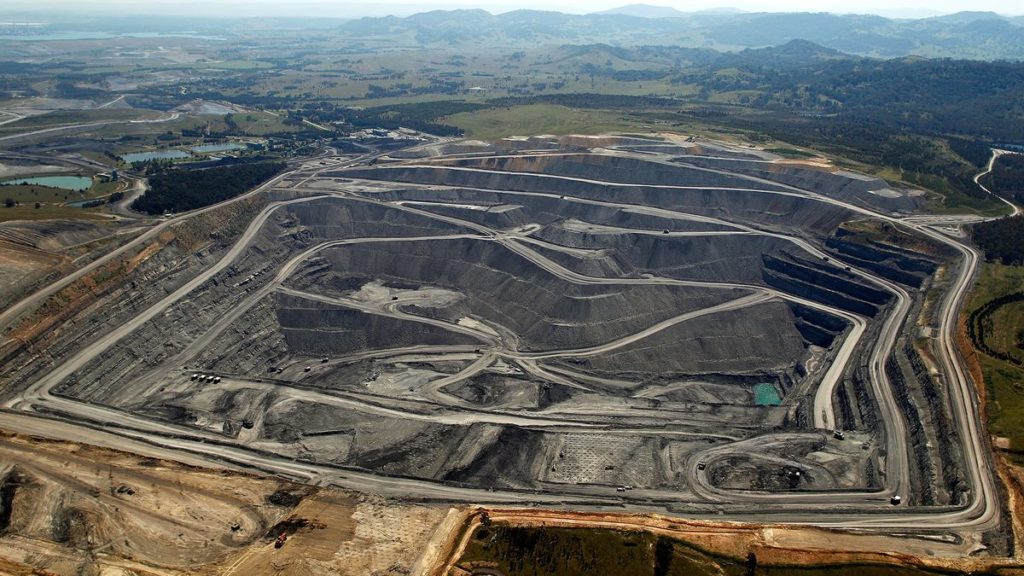 Glencore cerrará minas de carbón antes de lo previsto.