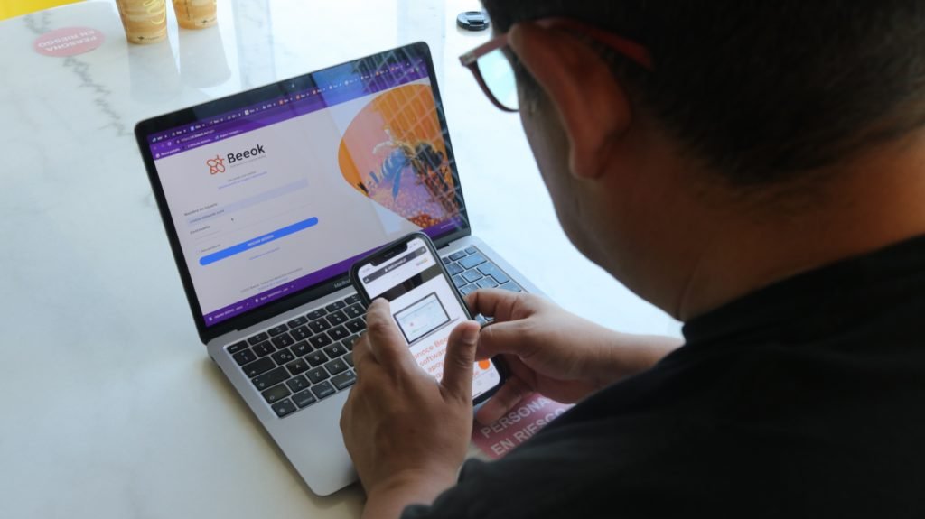 Ofrece Beeok solución para gestionar la sostenibilidad en las empresas.