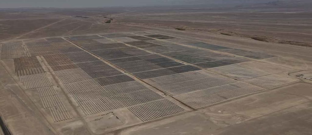 Enel recibe autorización para operación comercial de parque fotovoltaico.