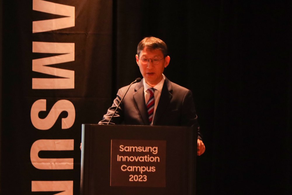 Samsung Innovation Campus apoyará a estudiantes de universidades públicas.