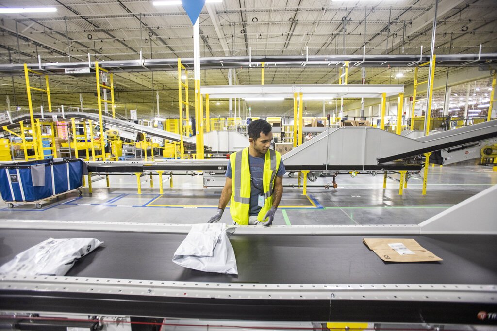 Amazon aumentó sus residuos plásticos en Estados Unidos.